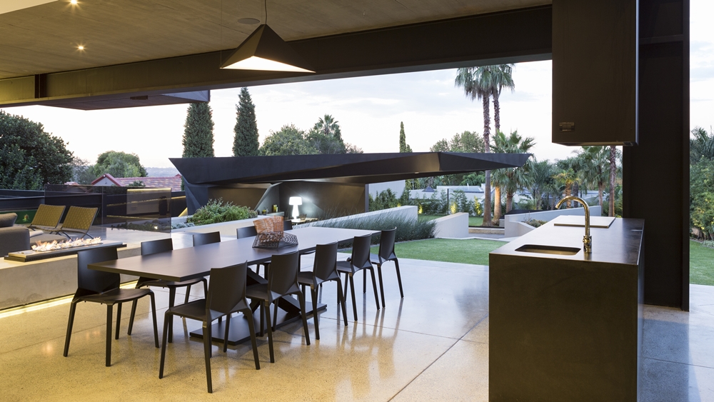 Terrace view in Kloof Road House